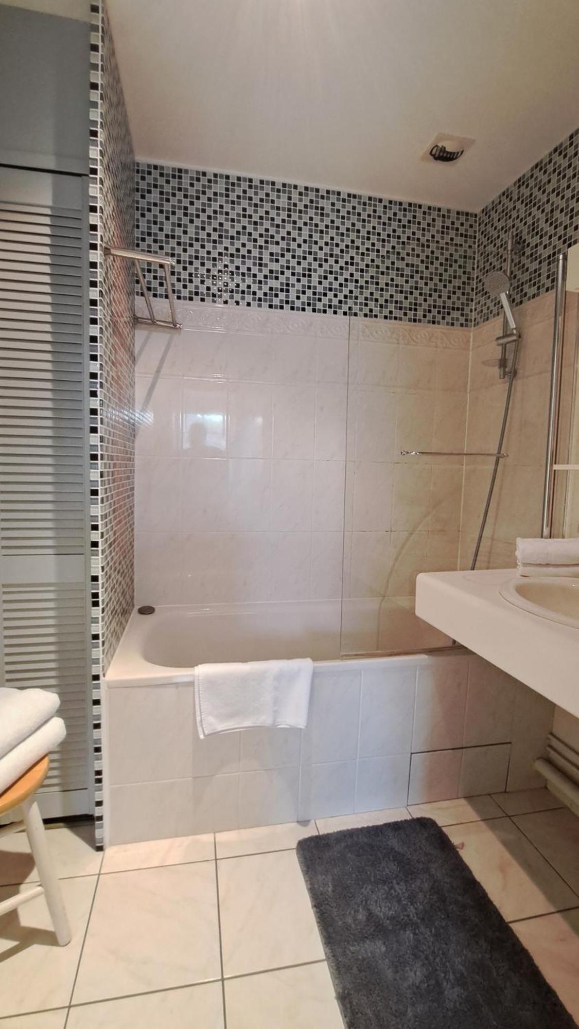 Duplex Quartier Cathedrale Parking Prive Apartment Tours Ngoại thất bức ảnh